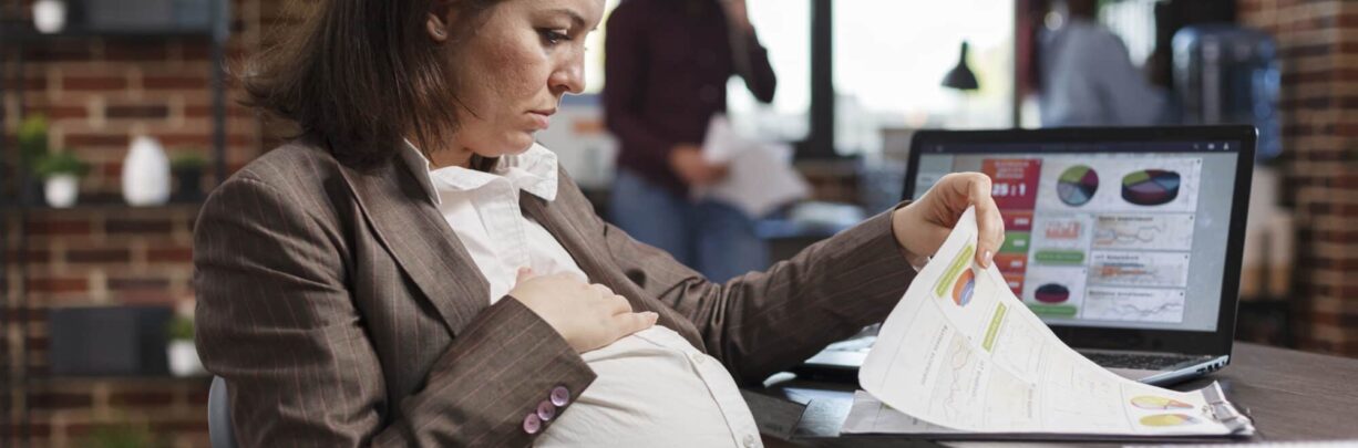 How to manage stress at work during pregnancy